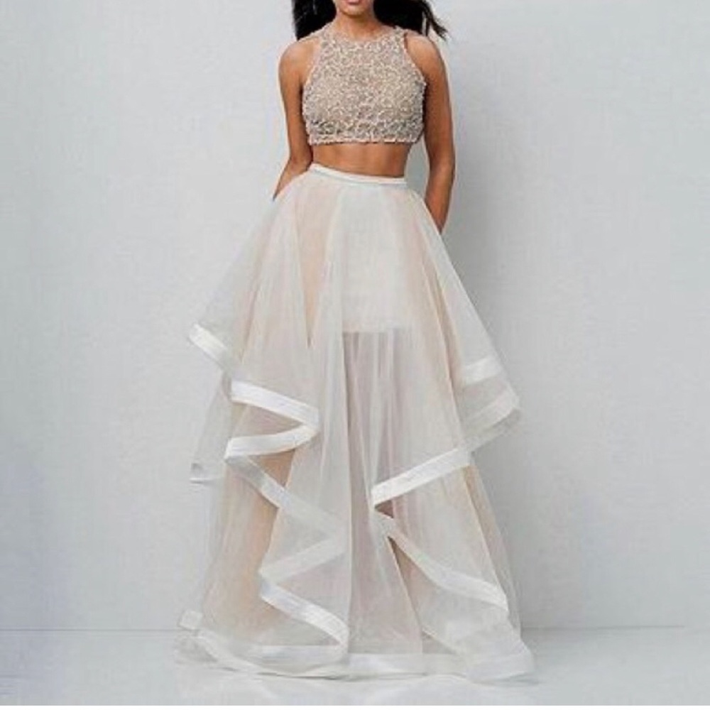 1611P1369 Glamour by Terani Couture Champagne  Prom Dress